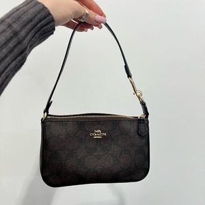 Coach Nolita 19 in Signature Canvas